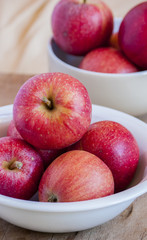Fresh apples in a bowl