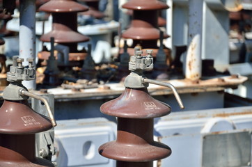 old voltage insulators