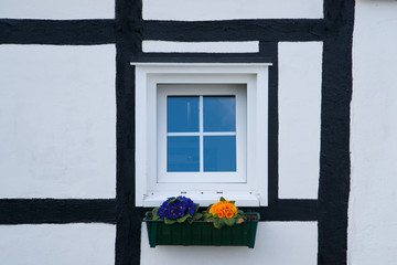 Fototapeta na wymiar Fachwerk und Fenster
