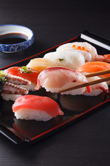 寿司の盛り合せ