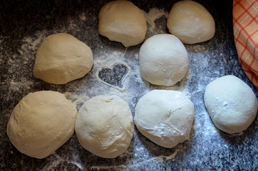 Cuore -farina - pasta