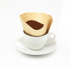 Kaffeefilter in Kaffeetasse