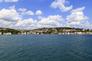Fototapeta na wymiar Bosphorus residential houses,Istanbul,Turkey.