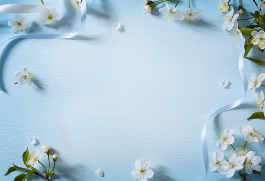 art Spring flowers background with white blossom