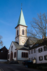 Fototapeta na wymiar Kirche in Auersmacher