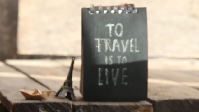 To travel is to live idea