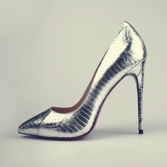 Silver high heels pump shoes
