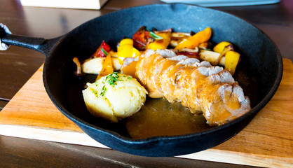 steak in hot plate