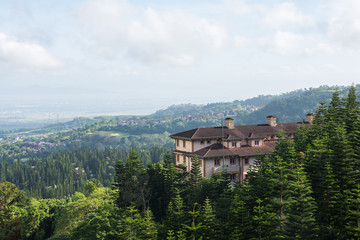house on mountain ranges
