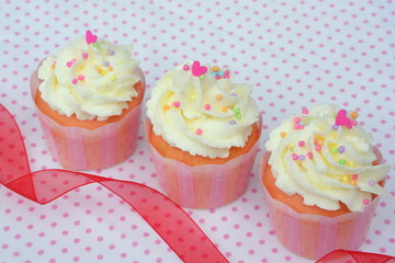 ピンクベルベットカップケーキ