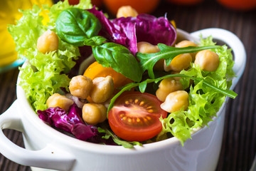 Fresh mixed  salad with Chickpea