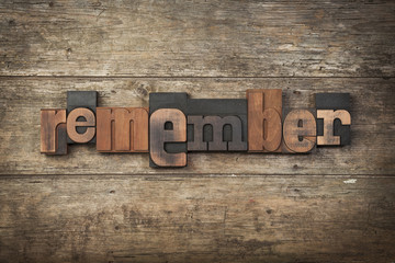 Fototapeta premium remember, word written with vintage letterpress type