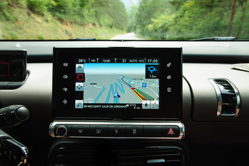 Modern car navigation