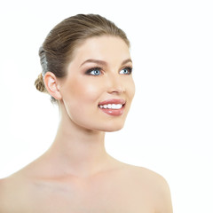 Obraz premium Beauty portrait of smiling girl with beautiful healthy face and