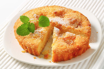 Danish apple cake