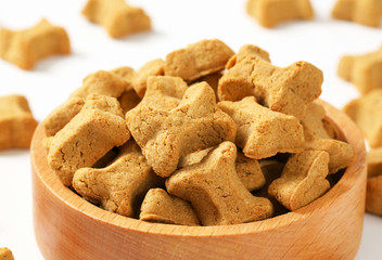 Dog biscuit bones