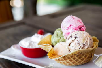 Ice cream scoops with wafer bowl