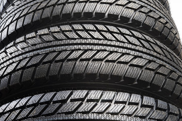The tread pattern tires
