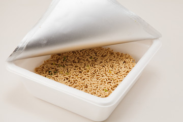 カップ焼きそば