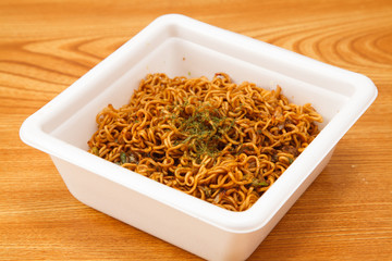 カップ焼きそば