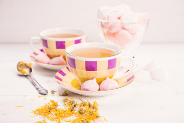 tea with meringue