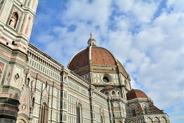 Fototapeta premium The most famous church in Florence, the cathedral of Brunelleschi; Italy.