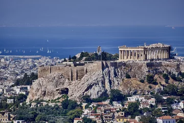 Gordijnen Athene Griekenland, Akropolis en Saronische golf met enkele zeilboten © Dimitrios