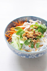 Vermicelles en salade