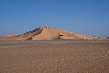 Fototapeta na wymiar Wide Dunes