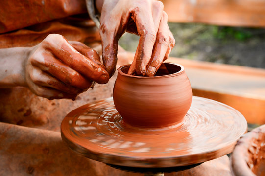 hands of a Potter