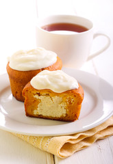 Pumpkin cakes with cheese filling