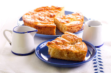 Apple filling yeast pastry pie