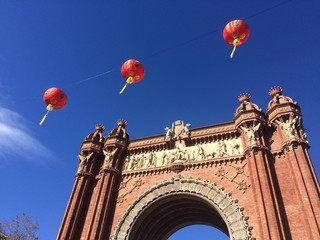 Fototapeta na wymiar Chinese New Year Celebrated in Arch of Triumph Barcelona