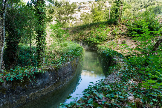 Hidden small canal