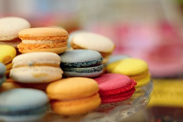 Macrons