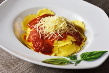 Ravioli Trüffel Ricotta