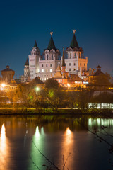 Fototapeta na wymiar View on Izmaylovo's Kremlin from Izmaylovskiy island in the night