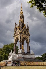 Fototapeta na wymiar Albert Memorial - Londra