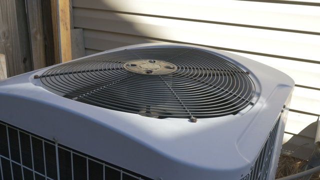outside heat pump 4K