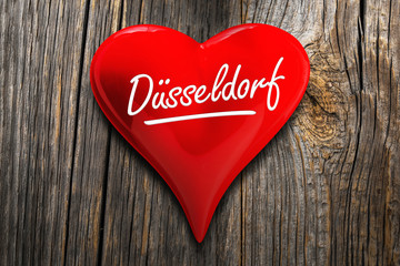Düsseldorf – rotes Herz mit Inschrift