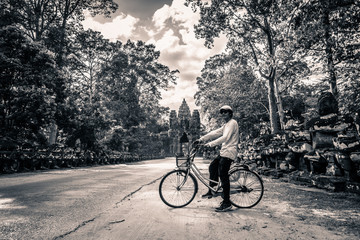 Bicycle tour at Angkor