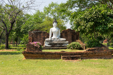 Fototapeta premium Statue of Buddha