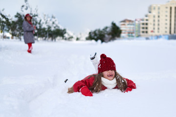 she fell on the snow