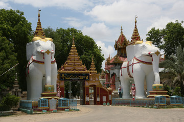 Thanboddyhay-Pagode in Monywa © photofranz56