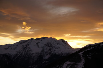 Coucher de soleil sur les Alpes
