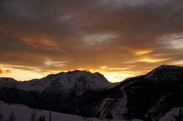 Obraz premium Coucher de soleil sur les Alpes