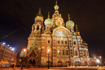 Fototapeta na wymiar Church of the Saviour on Spilled Blood in the winter in St. Pete