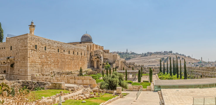 Panoramic view of the Solomon's temple remains and Al-Aqsa Mosque minaret in Jerusalem, is believed by Muslims to be the second mosque on earth after the Kaba.