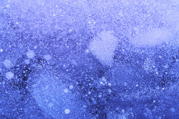 Синий лед кристально ледяной поверхности. Макро крупным планом кристаллов льда.
