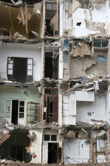 iterior de edificio en proceso de demolicion